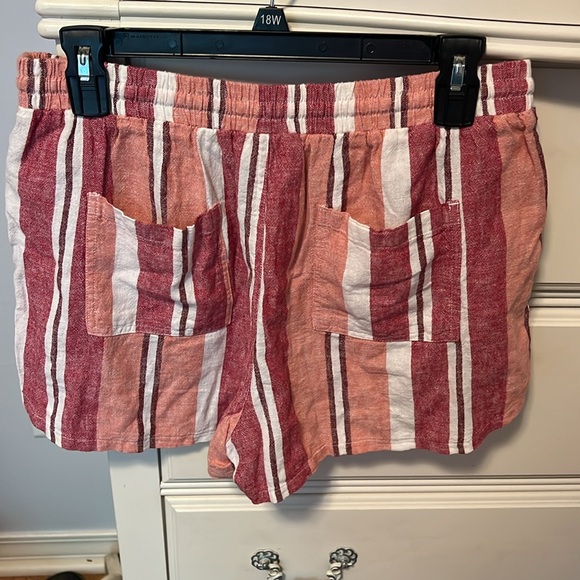 Shorts! - Picture 2 of 3